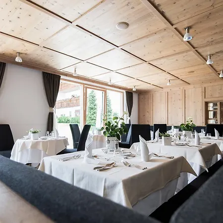 Alpine Ciasa Lara 4* La Villa (Trentino Alto Adige)